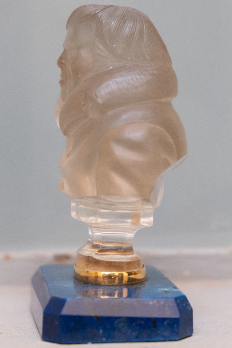 Russie. Buste de l’écrivain I. A. Krylov. Cristal de roche. Oural. XIXe-photo-5