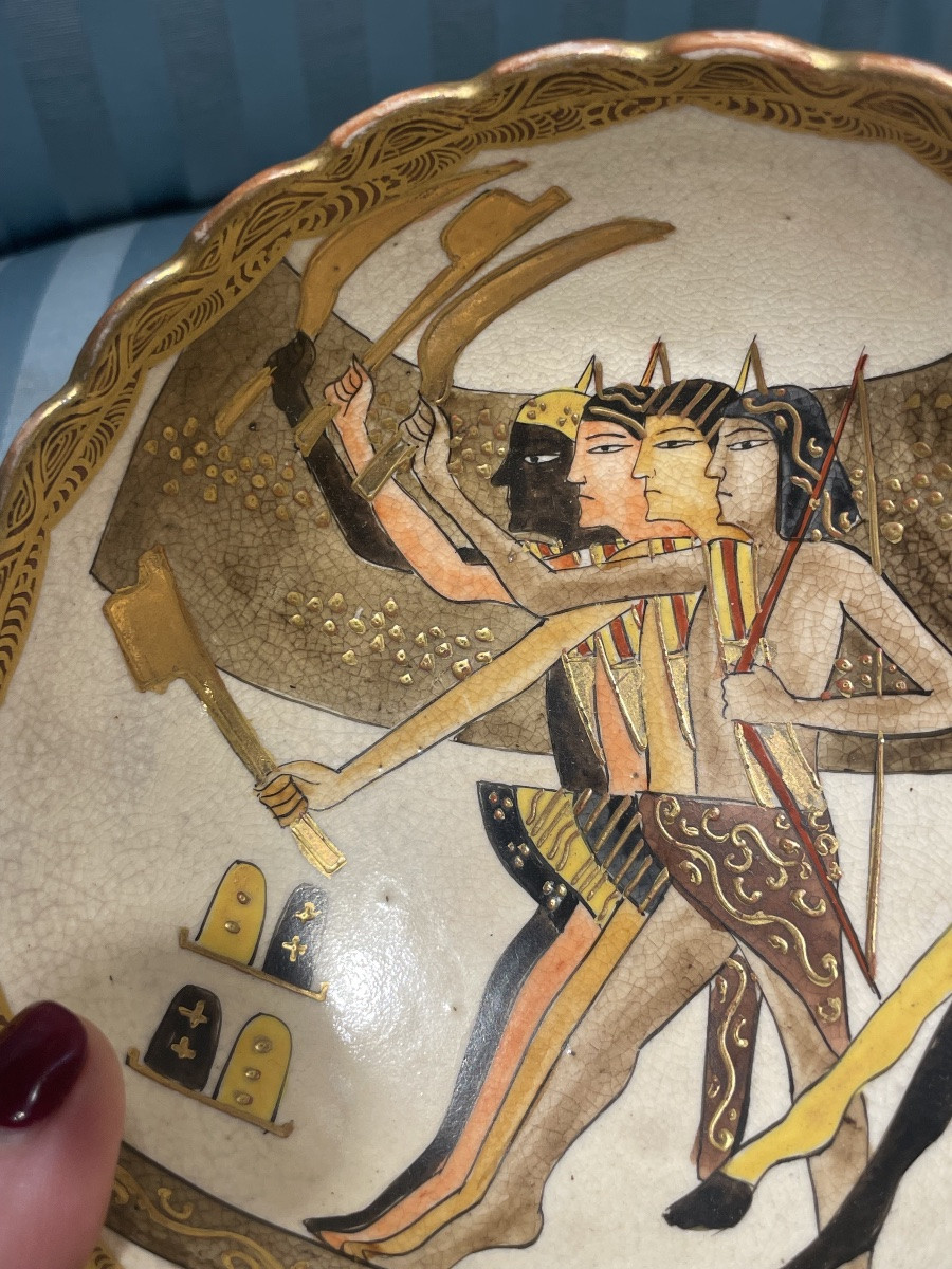Japanese Satsuma Ceramic Bowl With Egyptian-style Decoration, Meiji–taishō Period (circa 1900)-photo-4