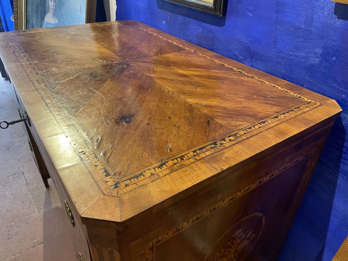 Neoclassical Desk With Floral Vase Marquetry Tuscany Late 18th Century  -photo-4