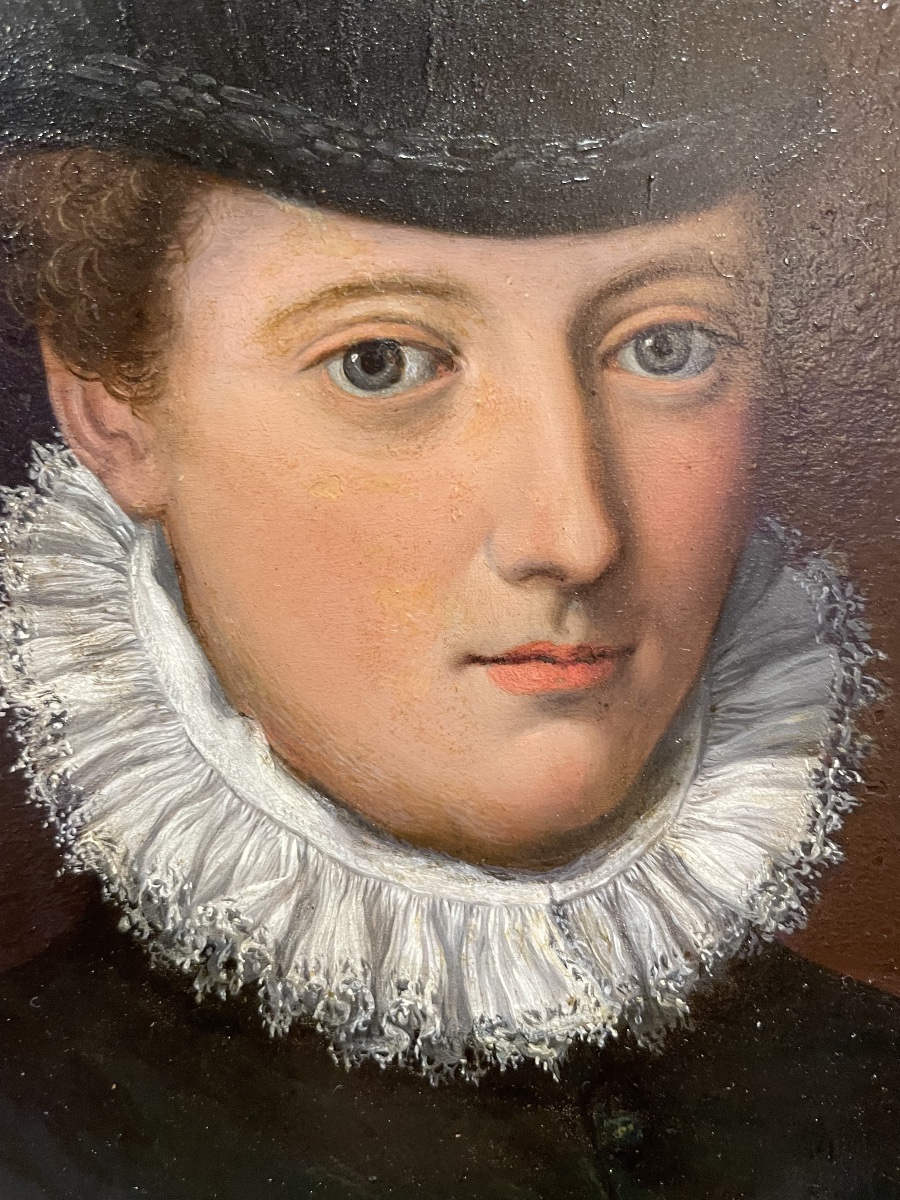 Portrait de dame au chapeau de velours noir. Atelier d’Alessandro Allori. XVIe siècle.-photo-2
