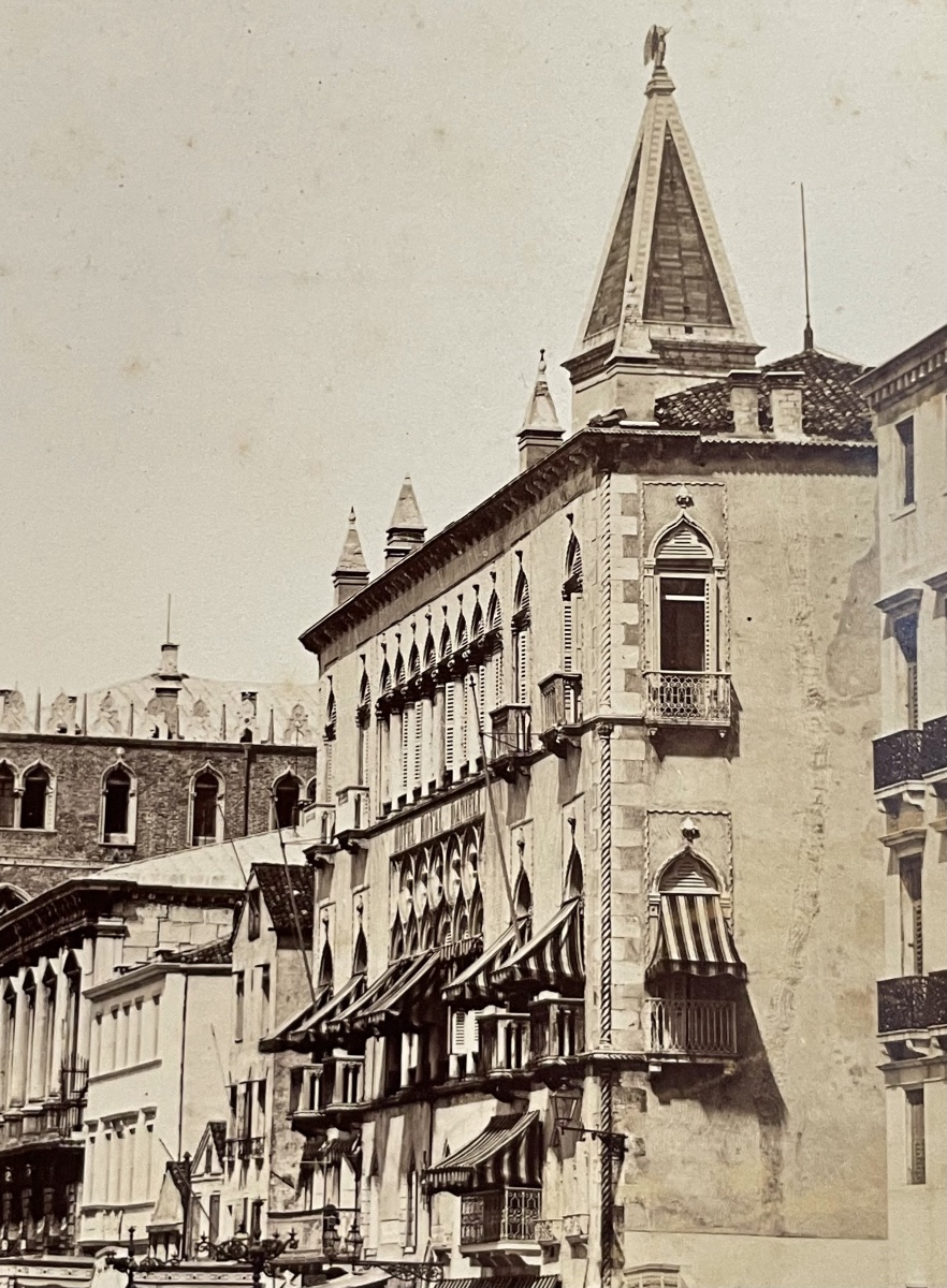 Venise, Hôtel Danieli et Riva degli Schiavoni – Grande photographie d’époque, vers 1890-1905 -photo-2