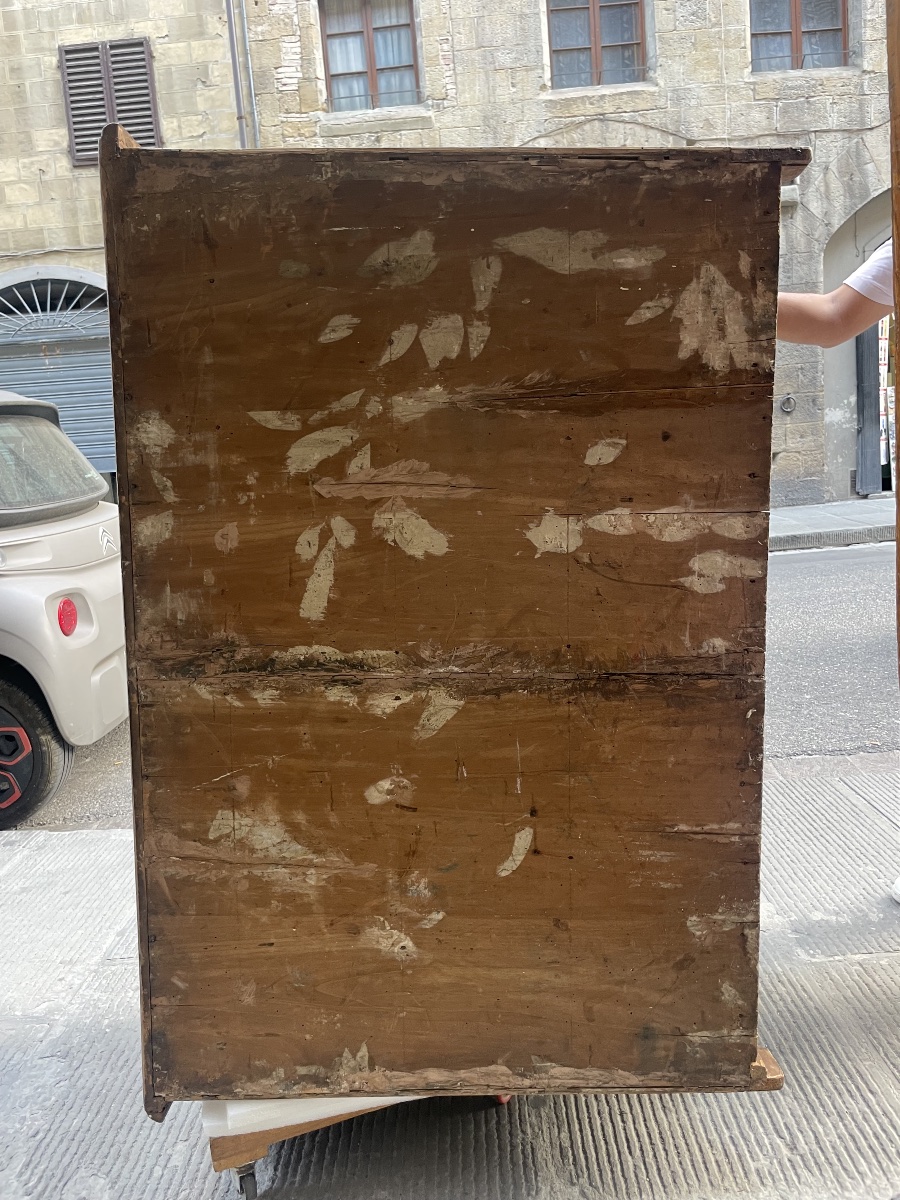Commode en noyer d’époque Louis XIV à façade légèrement cintrée – 130 × 91 × 63 cm  -photo-3
