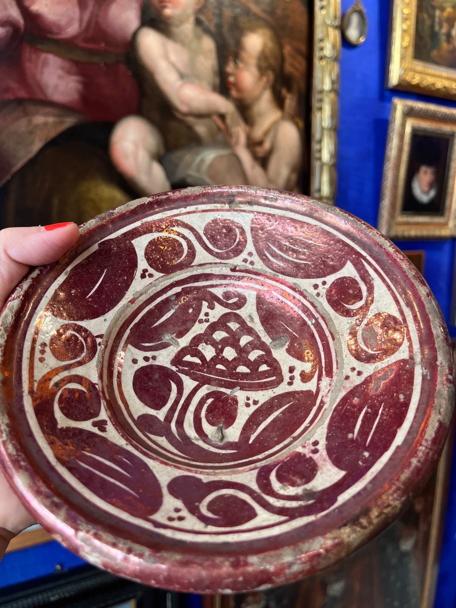 Plat hispano-mauresque à lustre métallique, Espagne, probablement Valence, XVIIe-XVIIIe siècle