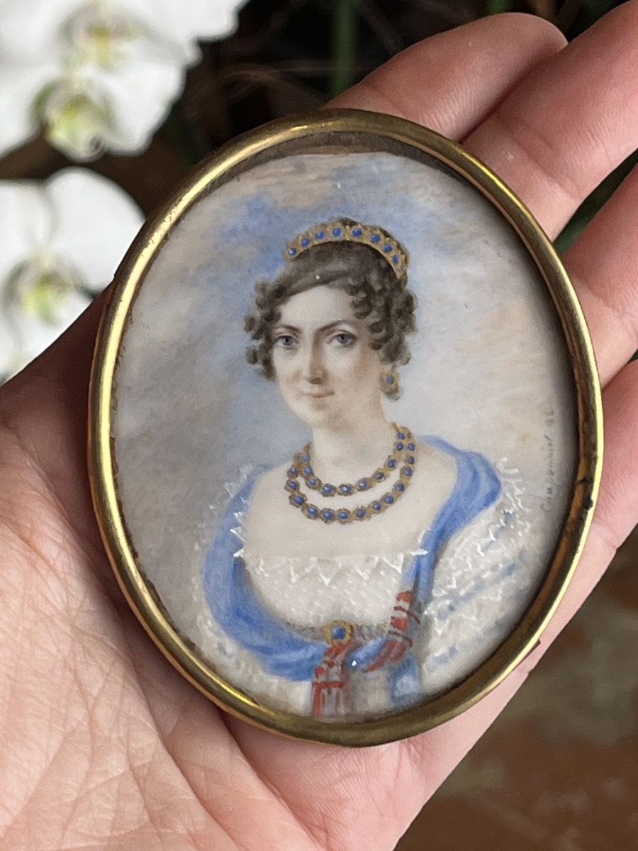 Portrait de dame à diadème d’époque Restauration – Miniature signée Chaponnier, 1821  -photo-2
