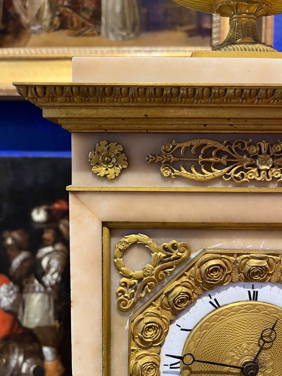 Charles X Clock In Alabaster And Gilt Bronze With Rose Garland Dial, Circa 1825, Working  -photo-2