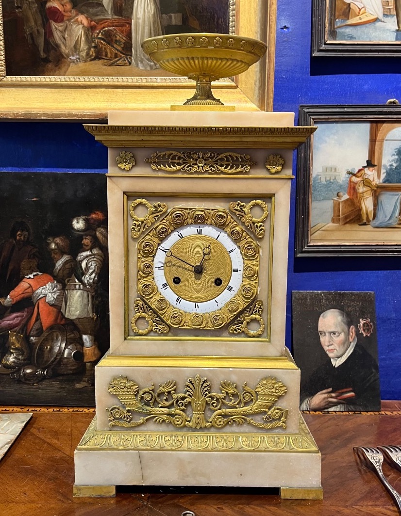 Charles X Clock In Alabaster And Gilt Bronze With Rose Garland Dial, Circa 1825, Working  