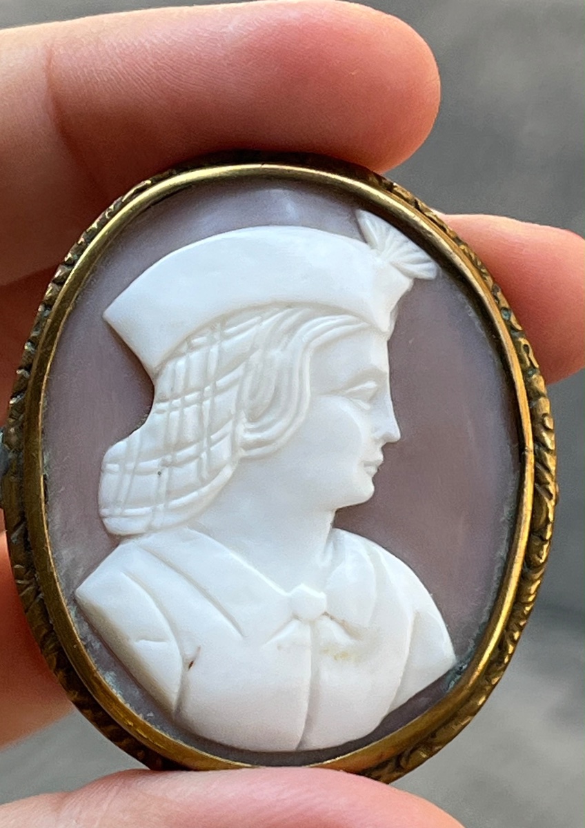 Camée en coquille à profil féminin en costume Renaissance. Italie, milieu du XIXe siècle  -photo-6