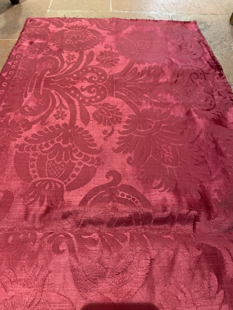 Silk Damask With Vases, Pomegranates And Carnations, Italy, 17th Century  -photo-4