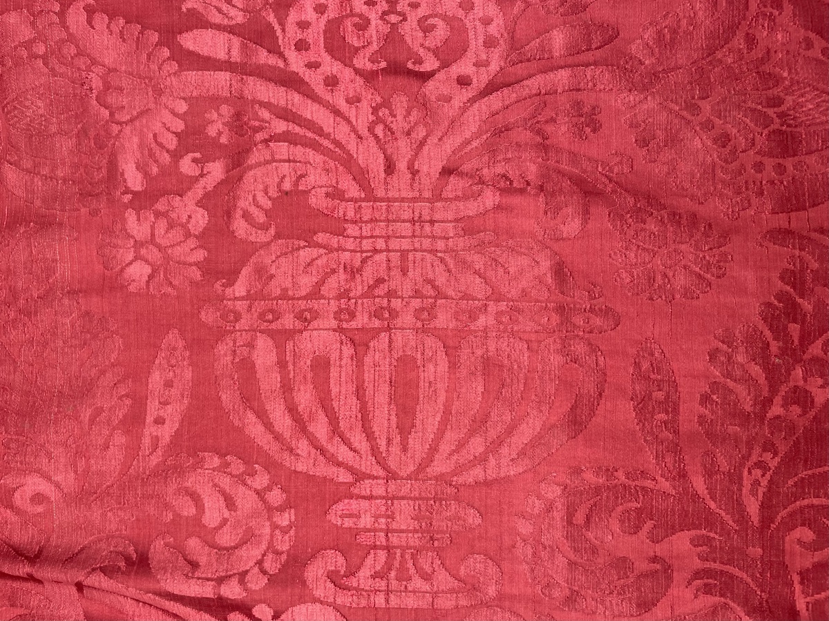 Silk Damask With Vases, Pomegranates, And Carnations, Italy, 17th Century, 148 × 63 Cm  -photo-2