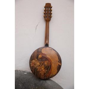 Un Banjo. Instrument De Musique Signee Achille Jacomoni à Restaurer En Bois Marqueté. 