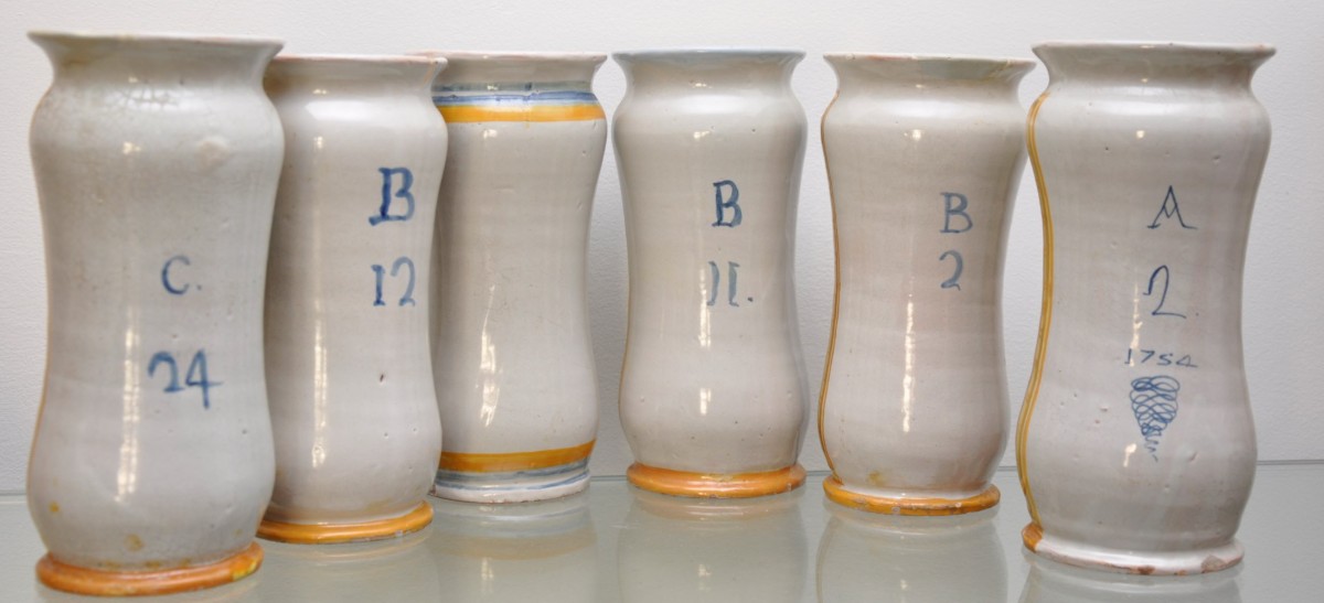 6 Albarelli en majolique Francesco Saverio Grue (1731-1806 circa)-photo-2