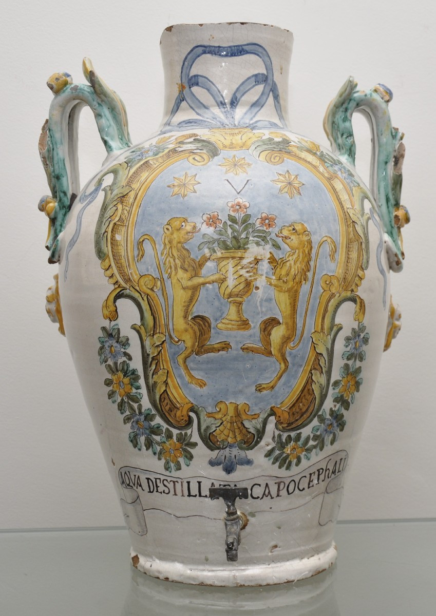 Grand vase en majolique de Naples 1773