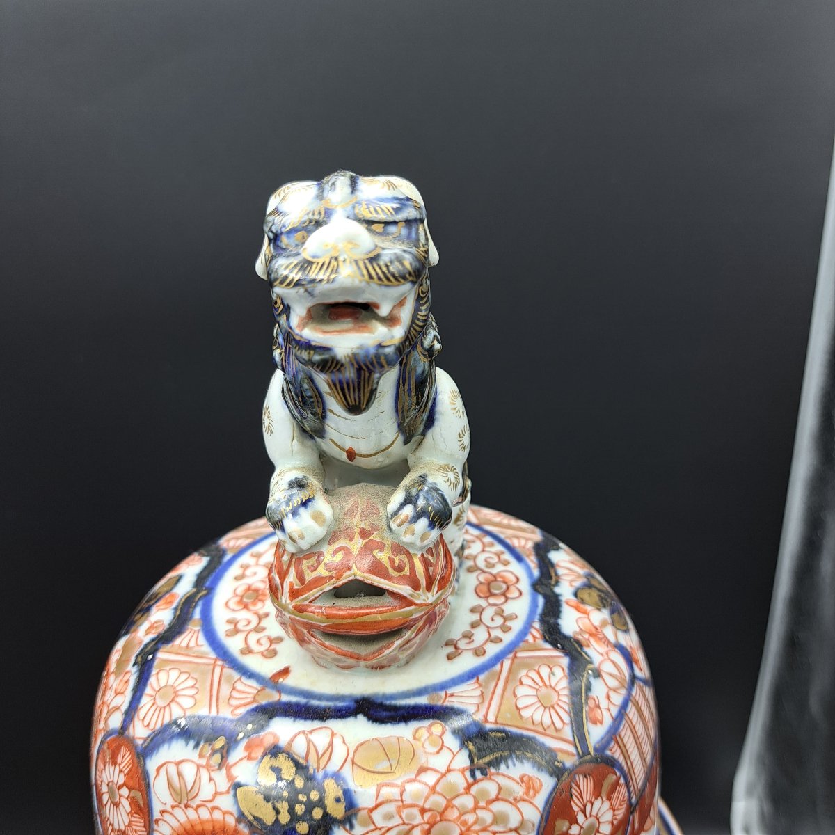 Pair Of Imari Vases With Lid From The Second Half Of The 19th Century-photo-1