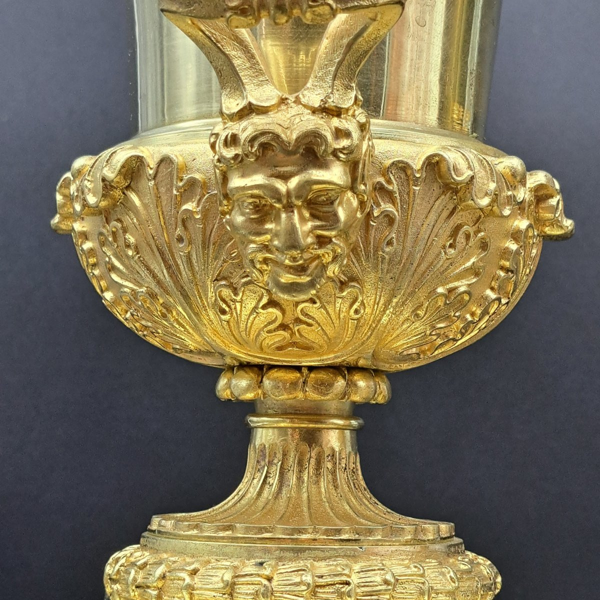PAIRE DE VASES MÉDICI EN BRONZE DORÉ DU XIXe SIÈCLE-photo-5