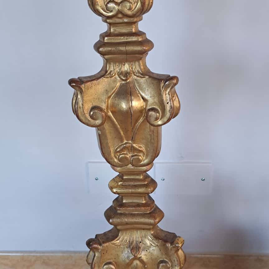 A Pair Of Gilded Wood Candelabra From The Mid-18th Century-photo-2
