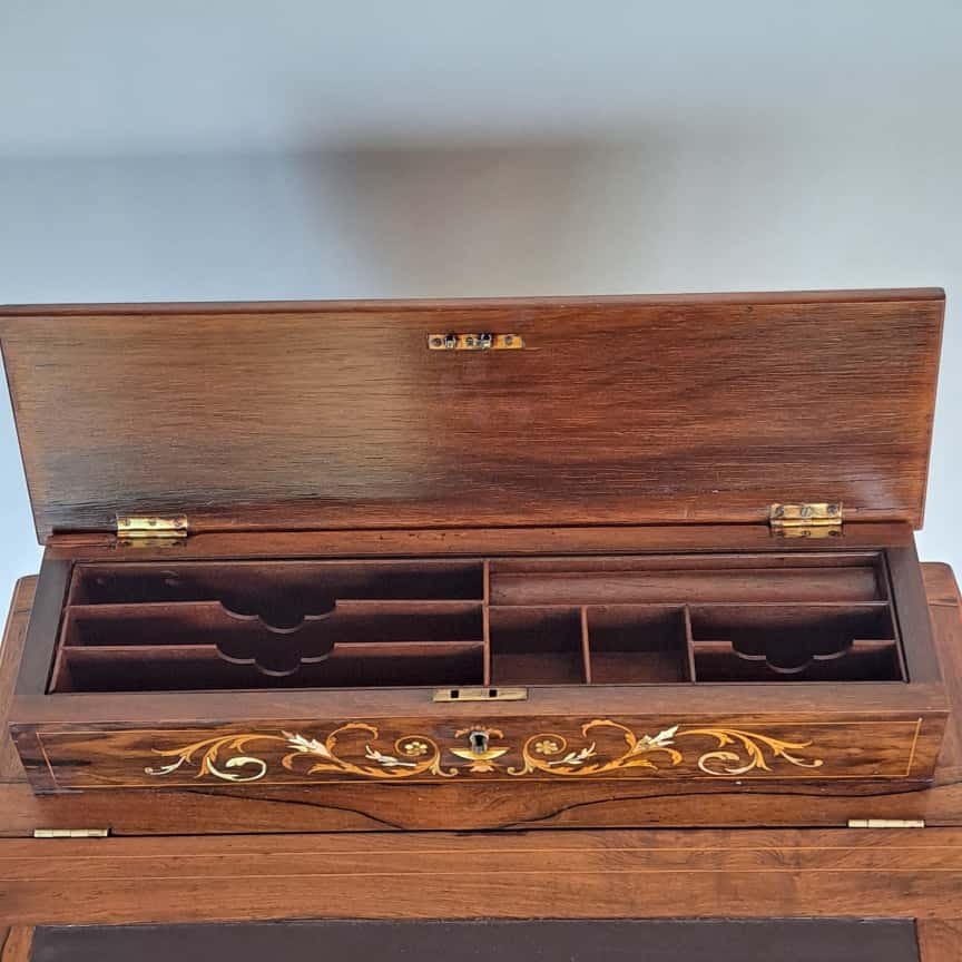 BUREAU DAVENPORT MARQUETÉ VICTORIEN DU MILIEU DU 19E SIÈCLE-photo-5