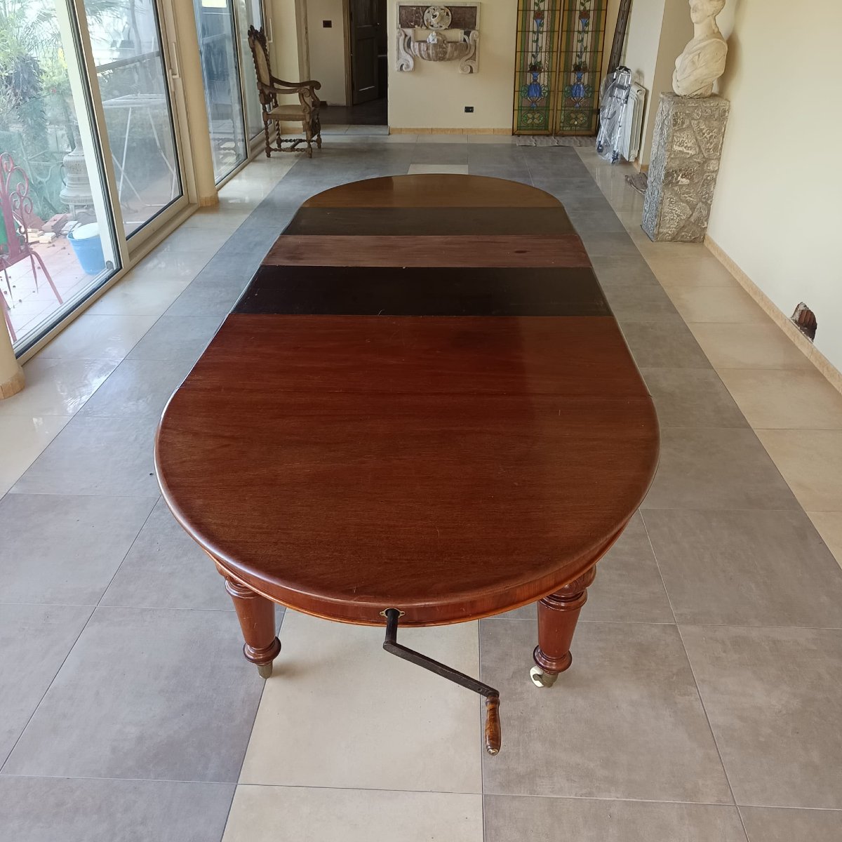 Table extensible anglaise en acajou, seconde moitié du XIXe siècle.-photo-2