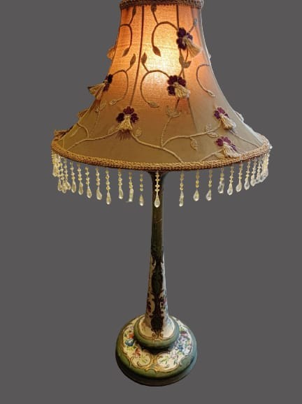 Lacquered And Decorated Wood Lamp From The Late 19th/early 20th Century