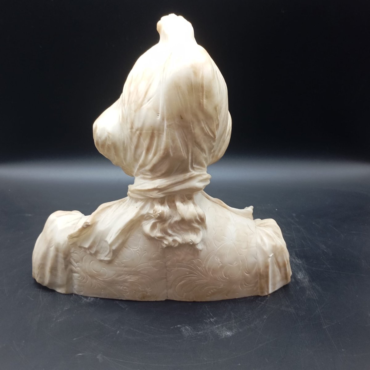 Half-bust Of A Young Woman From The Late 19th Century-photo-7