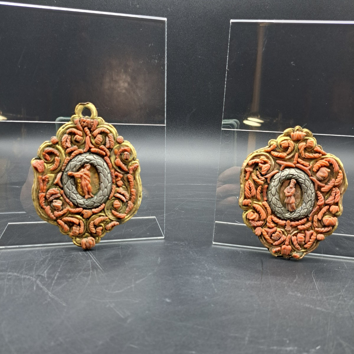 PAIRE DE PLAQUES DE DÉVOTION DE TRAPANI, FIN XVIIe/DÉBUT XVIIIe SIÈCLE