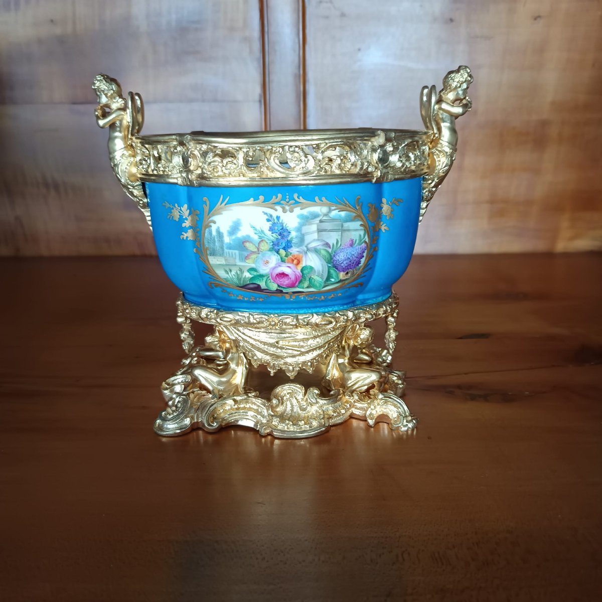 COUPE EN PORCELAINE DE SÈVRES, SECONDE MOITIÉ DU XVIIIe SIÈCLE-photo-2