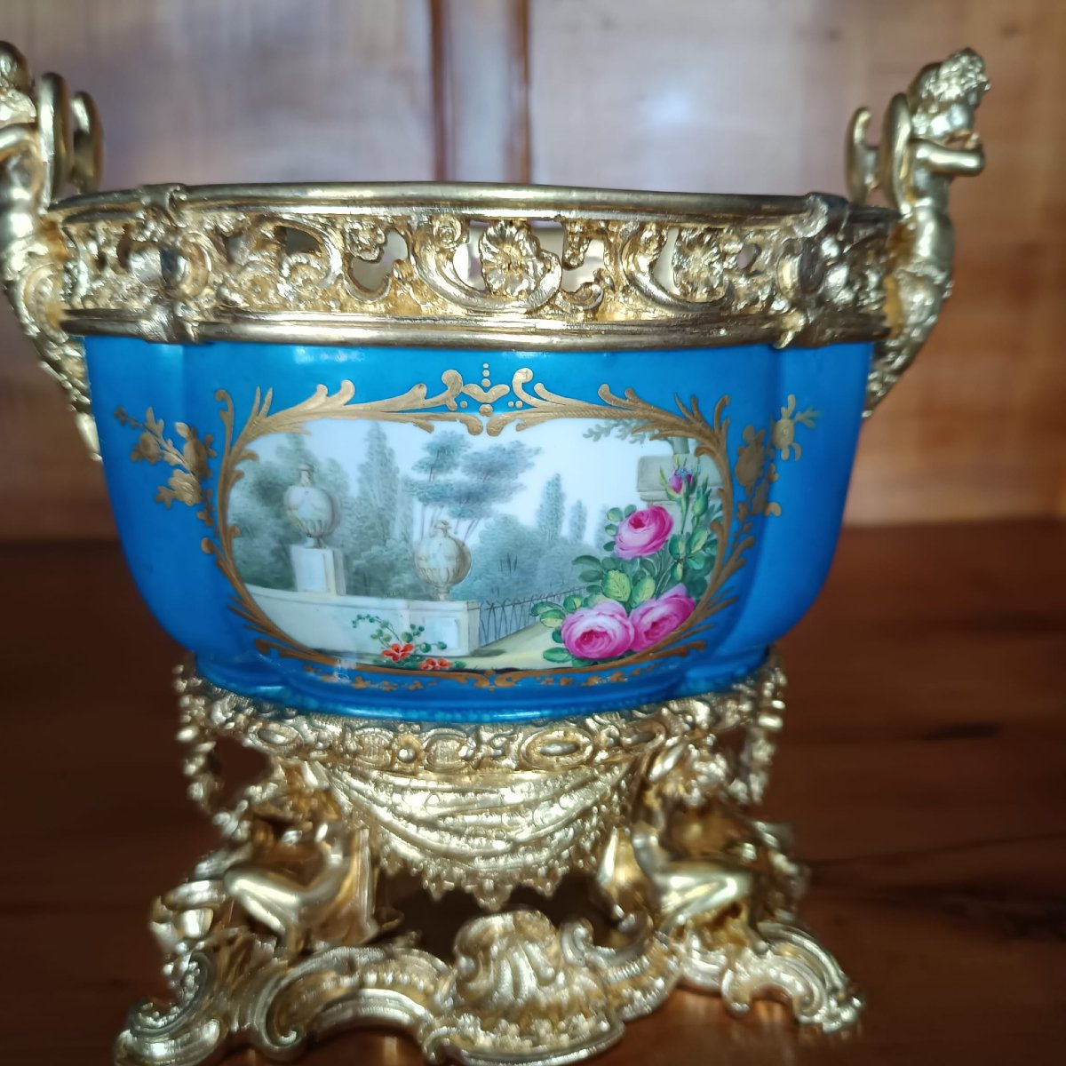 COUPE EN PORCELAINE DE SÈVRES, SECONDE MOITIÉ DU XVIIIe SIÈCLE-photo-4