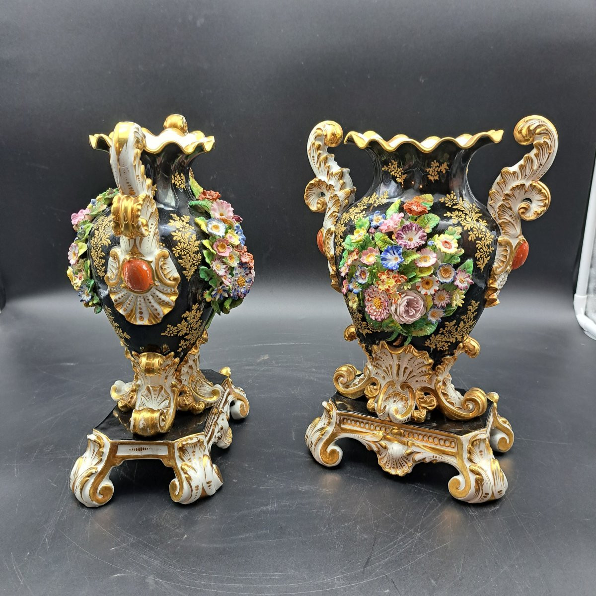Pair Of French-made Vases With Floral Decorations By Jacob Petit-photo-4