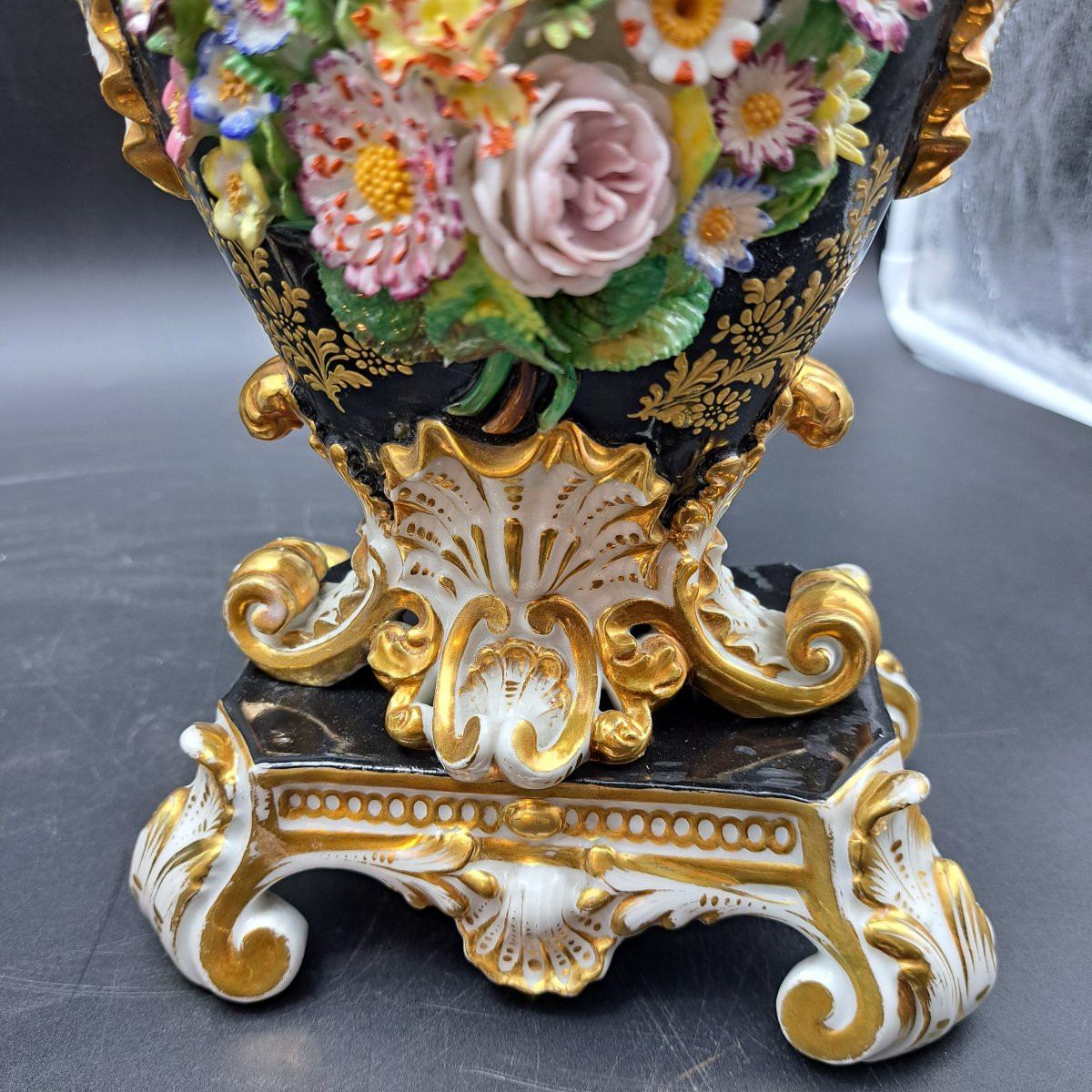 Pair Of French-made Vases With Floral Decorations By Jacob Petit-photo-5