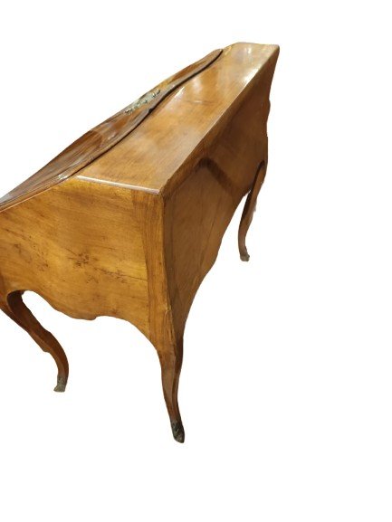 BUREAU LOUIS XV DU MILIEU DU XVIIIe SIÈCLE EN NOYER MASSIF-photo-2