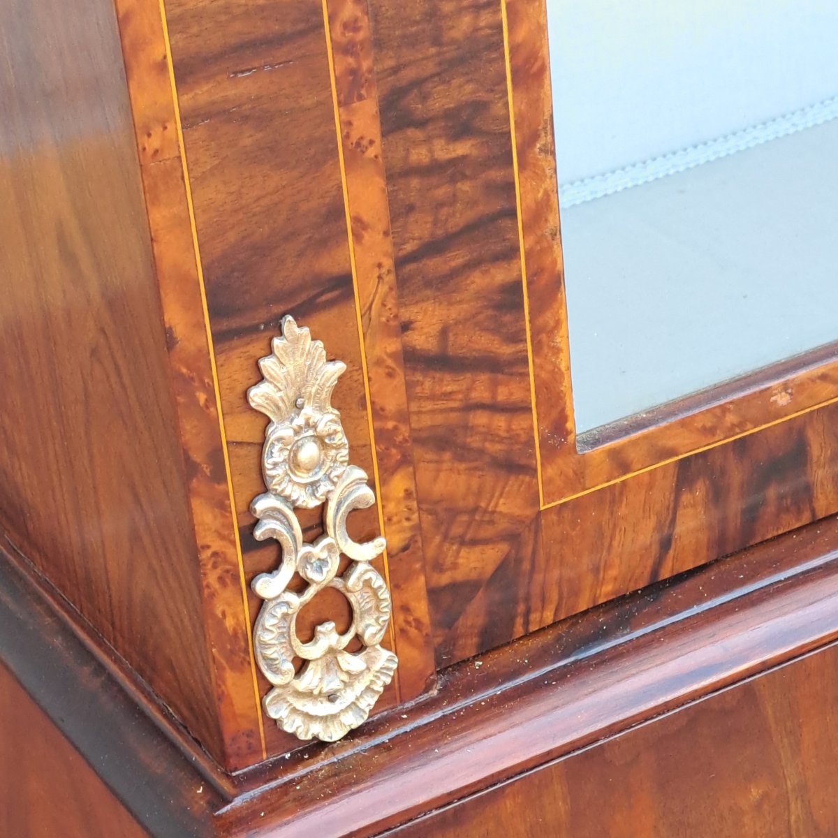 VITRINE MARQUÉE DE LA SECONDE MOITIÉ DU XIXE SIÈCLE-photo-2