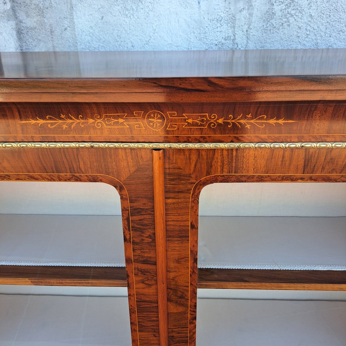 VITRINE MARQUÉE DE LA SECONDE MOITIÉ DU XIXE SIÈCLE-photo-5