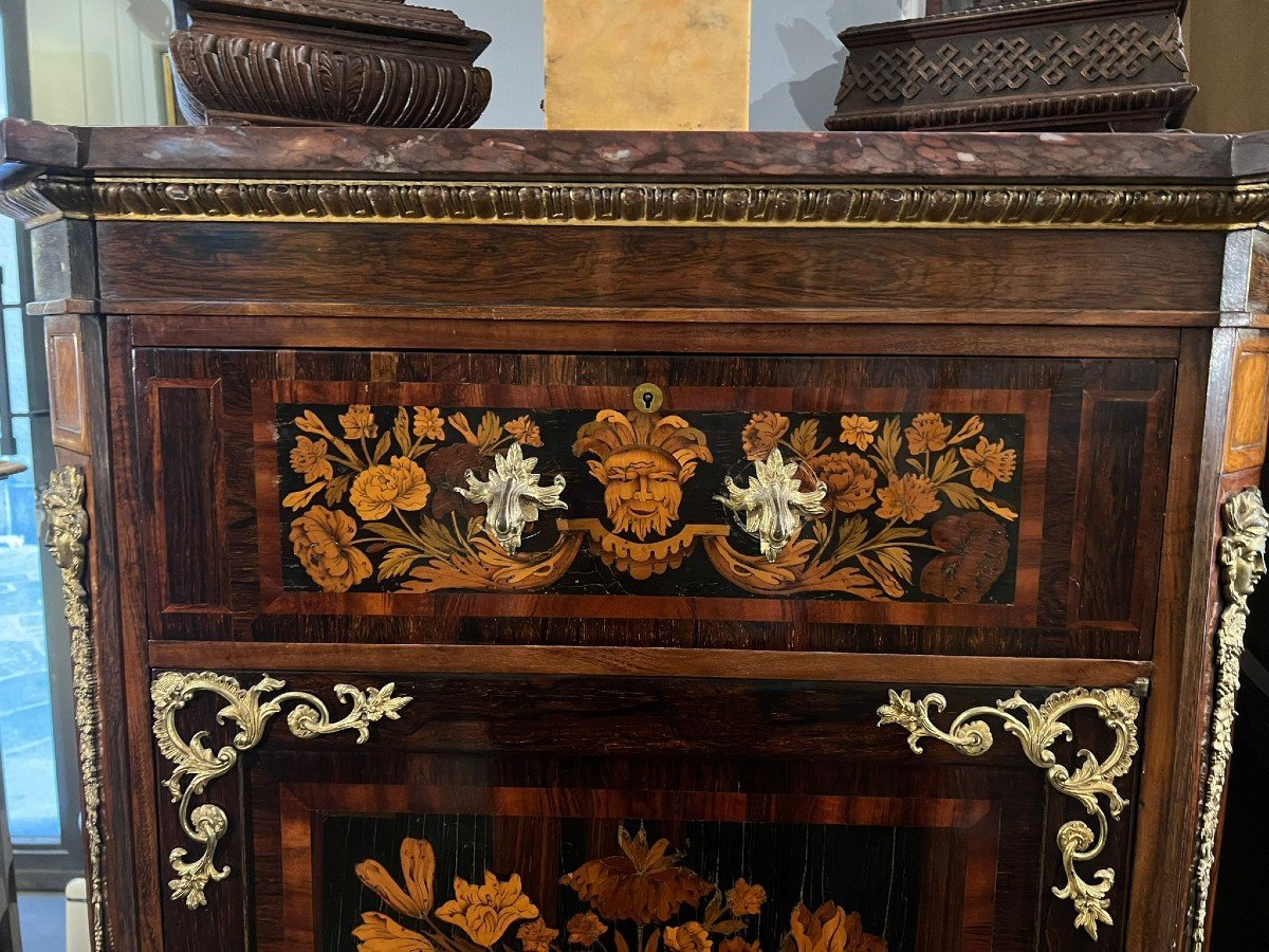 Beautiful Antique Cabinet-photo-5