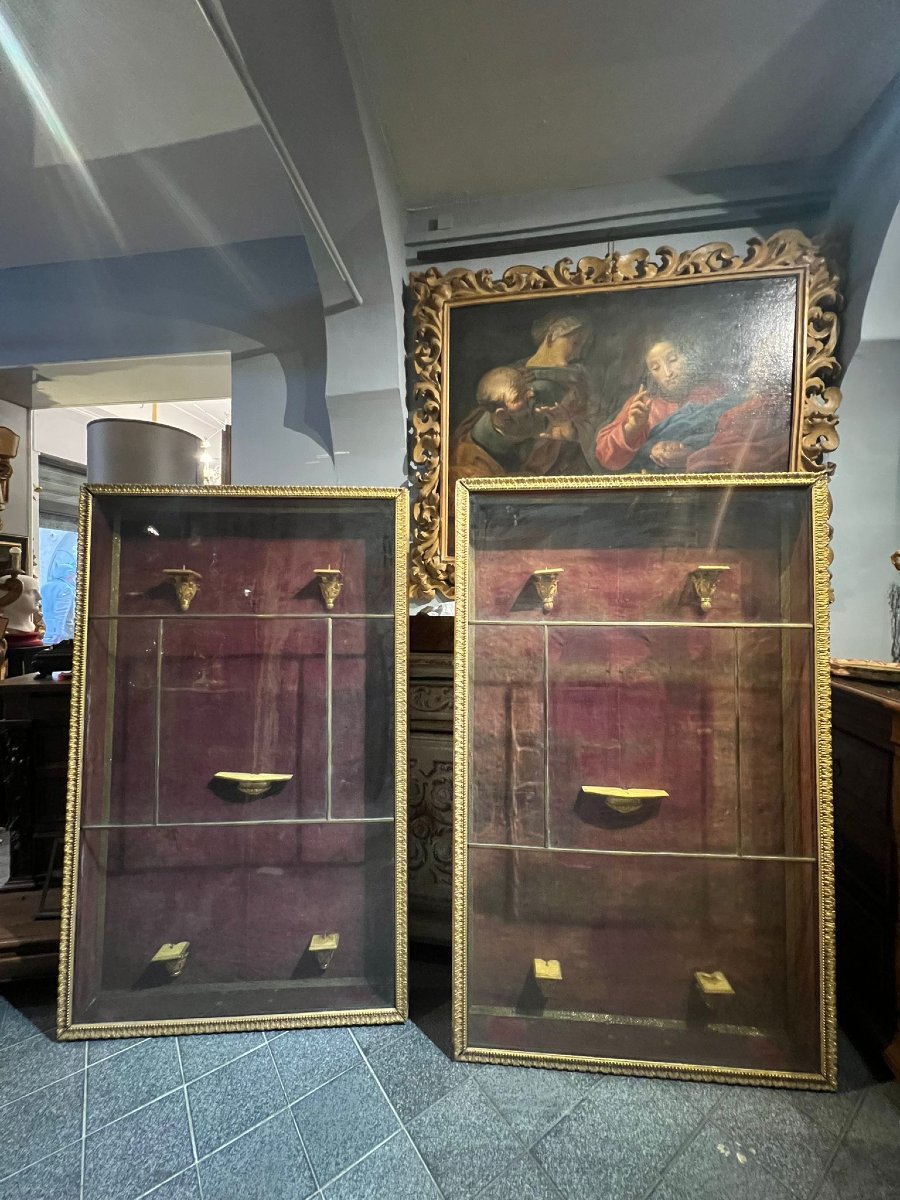 Paire de vitrines en bois-photo-2