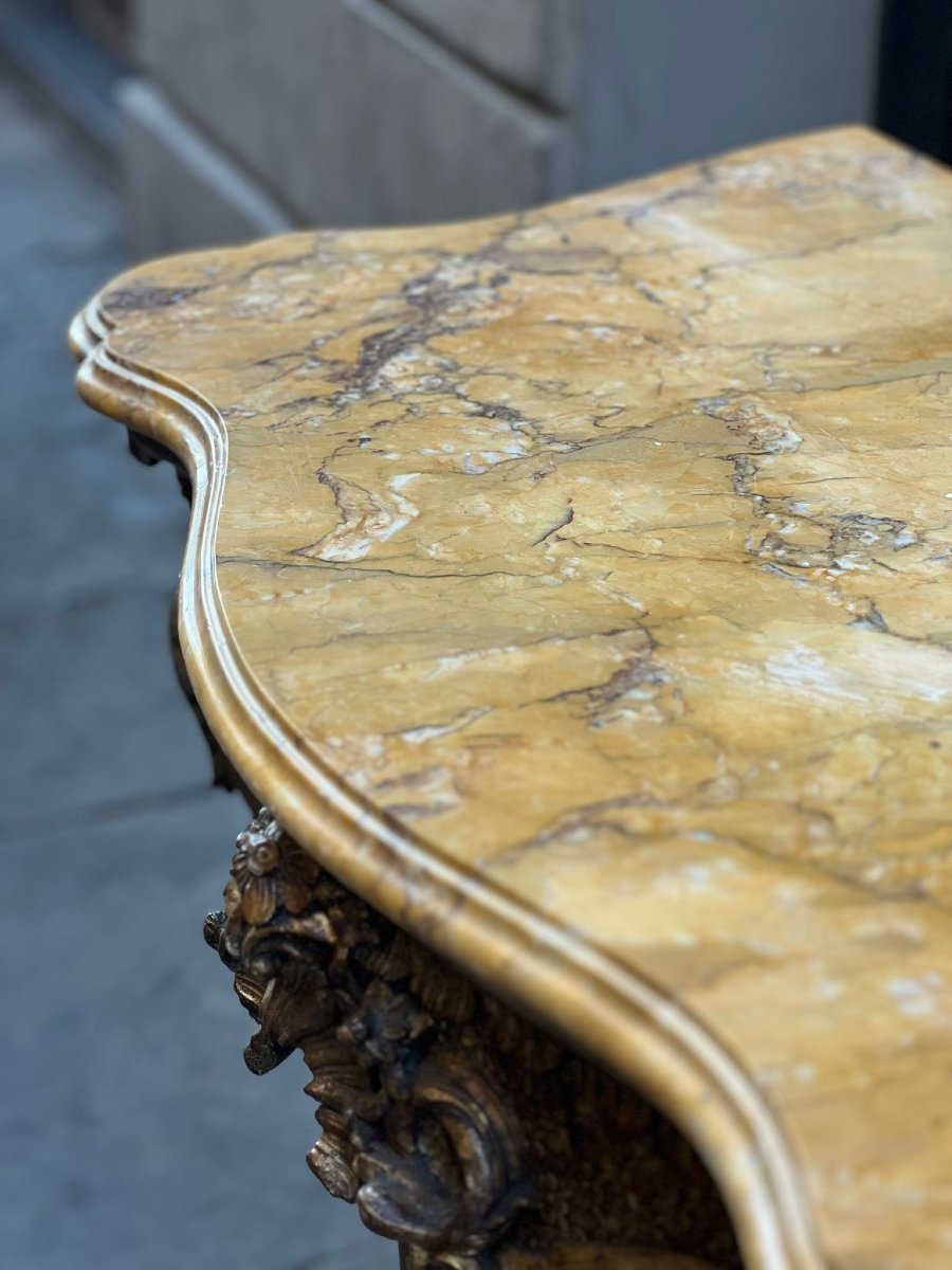 Console Rocaille en bois sculpté et doré-photo-3