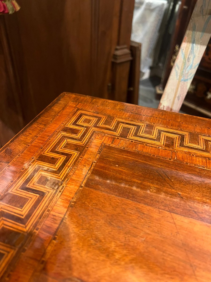 Louis XVI Coffee Table-photo-4