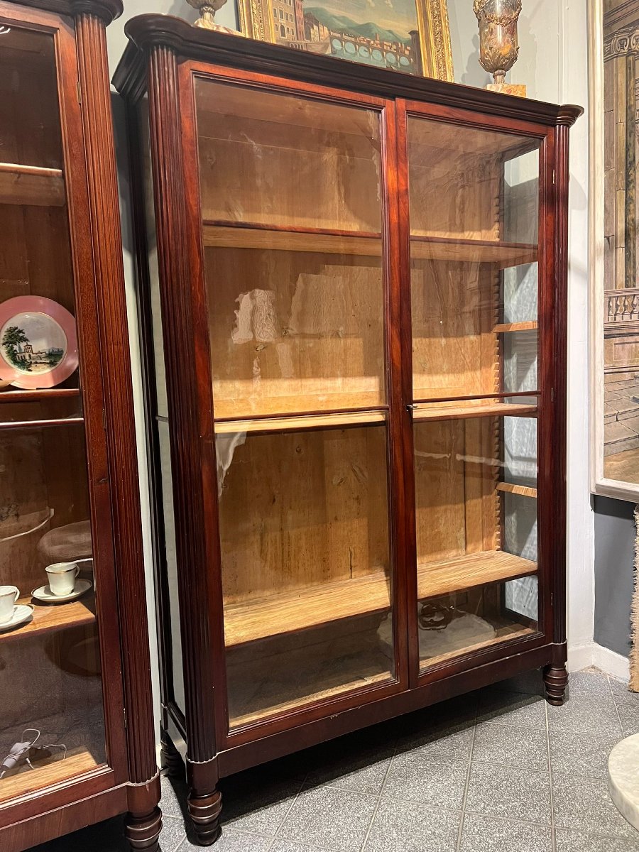 Paire de vitrines-photo-2