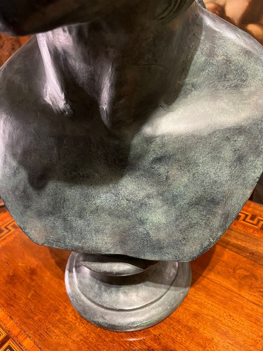 Buste représentant un guerrier-photo-4