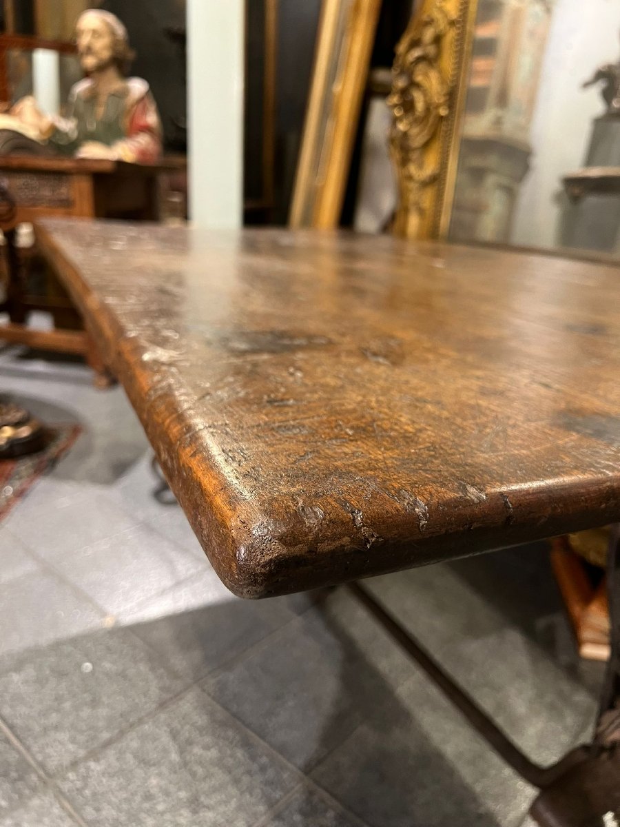 Table rectangulaire avec base en fer forgé-photo-1