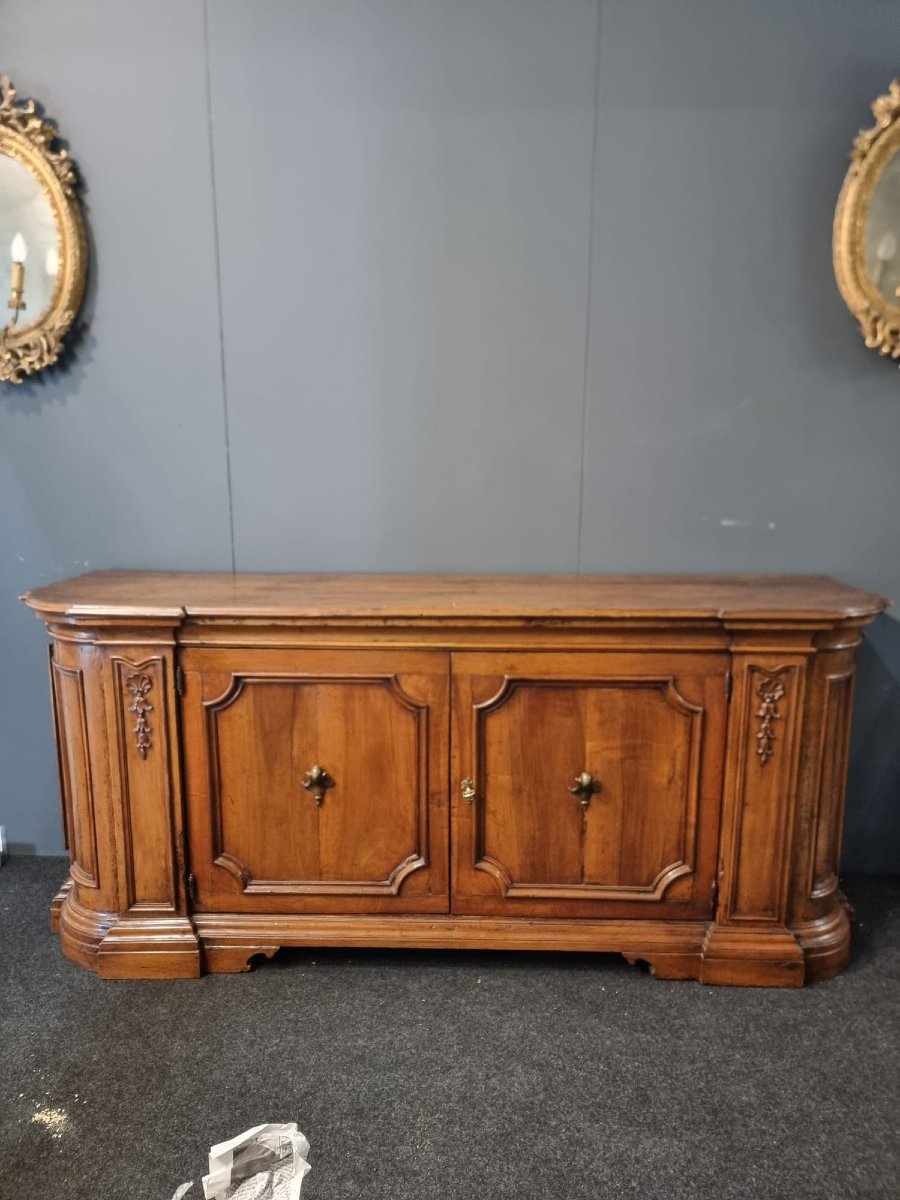 Buffet en bois de noyer-photo-4