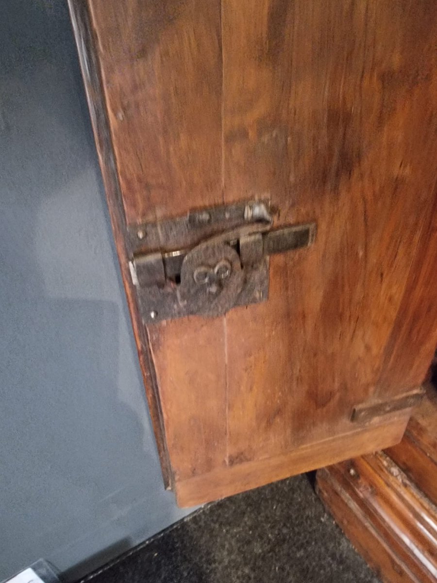 Buffet en bois de noyer-photo-4