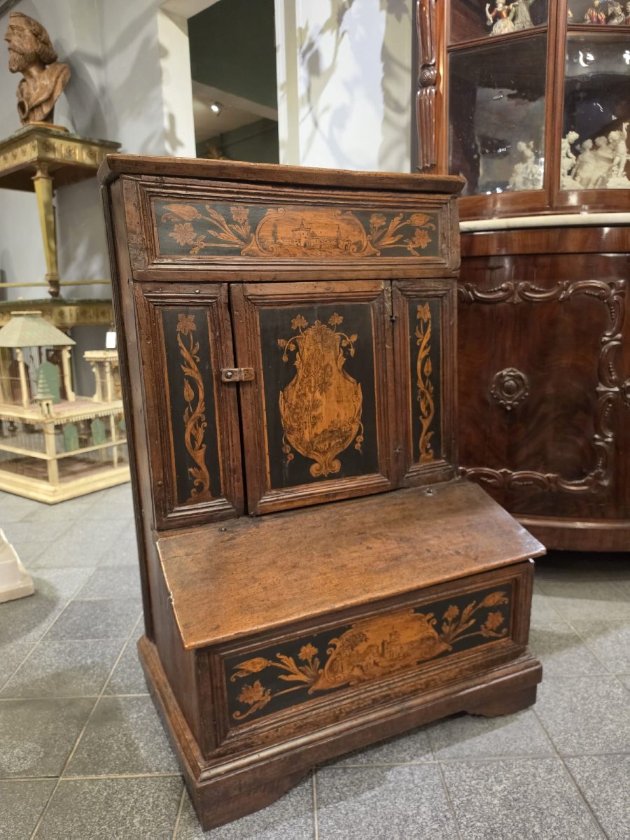 Walnut Kneeler-photo-4