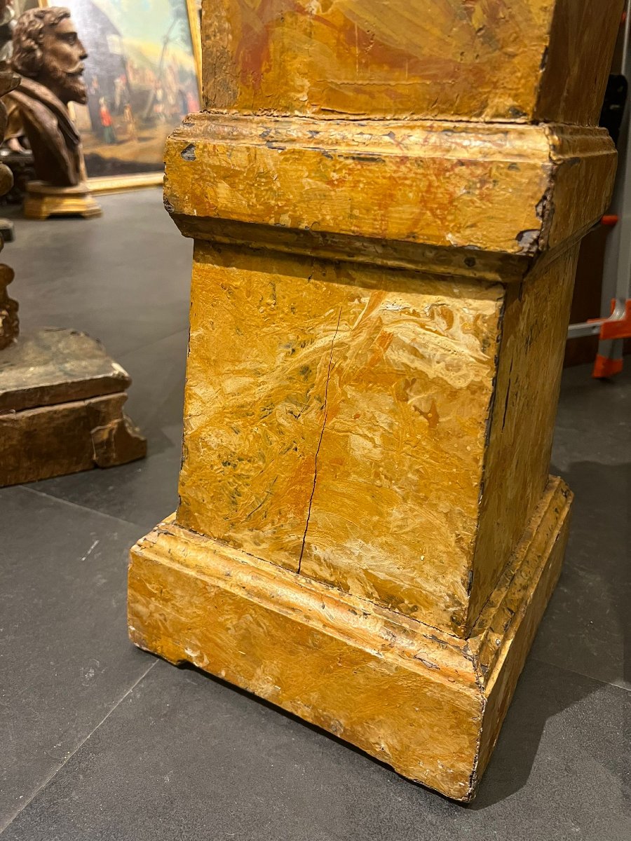 Pair Of Wooden Obelisks Painted To Look Like Marble-photo-4