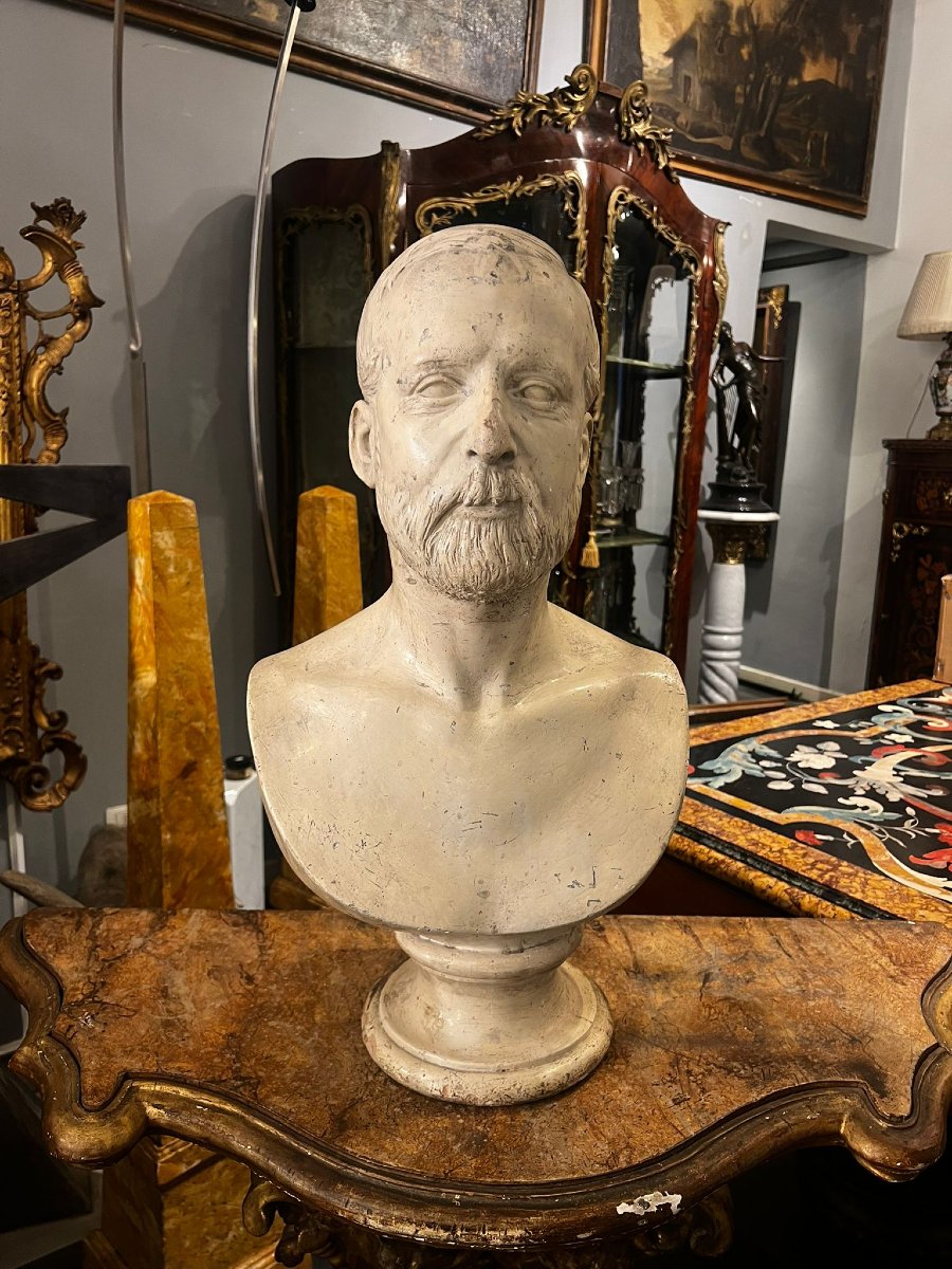Male Bust In Plaster-photo-4