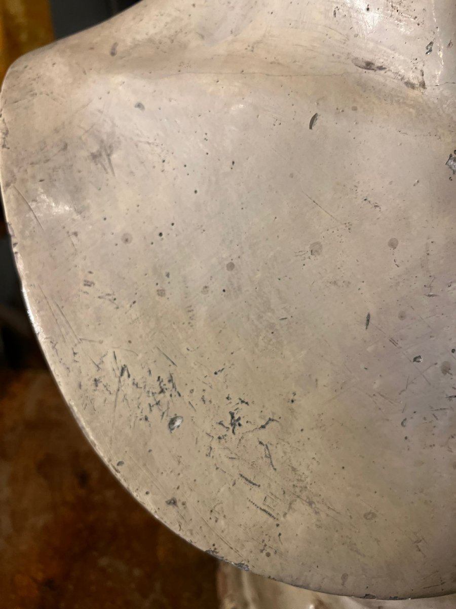 Male Bust In Plaster-photo-5