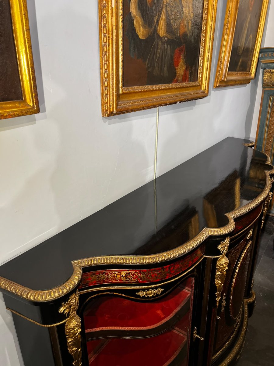 Monumental Sideboard With Three Doors-photo-2