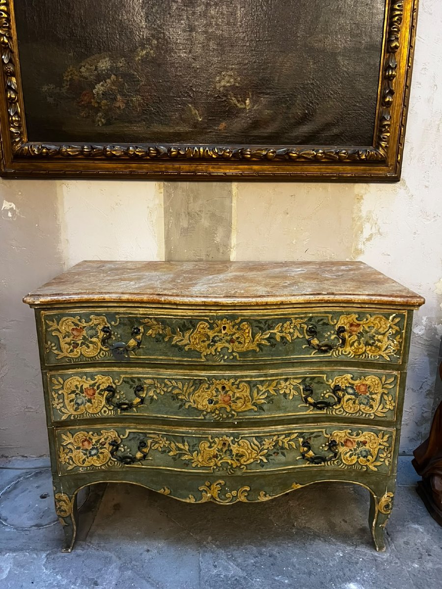 Painted Chest Of Drawers With Three Drawers-photo-3
