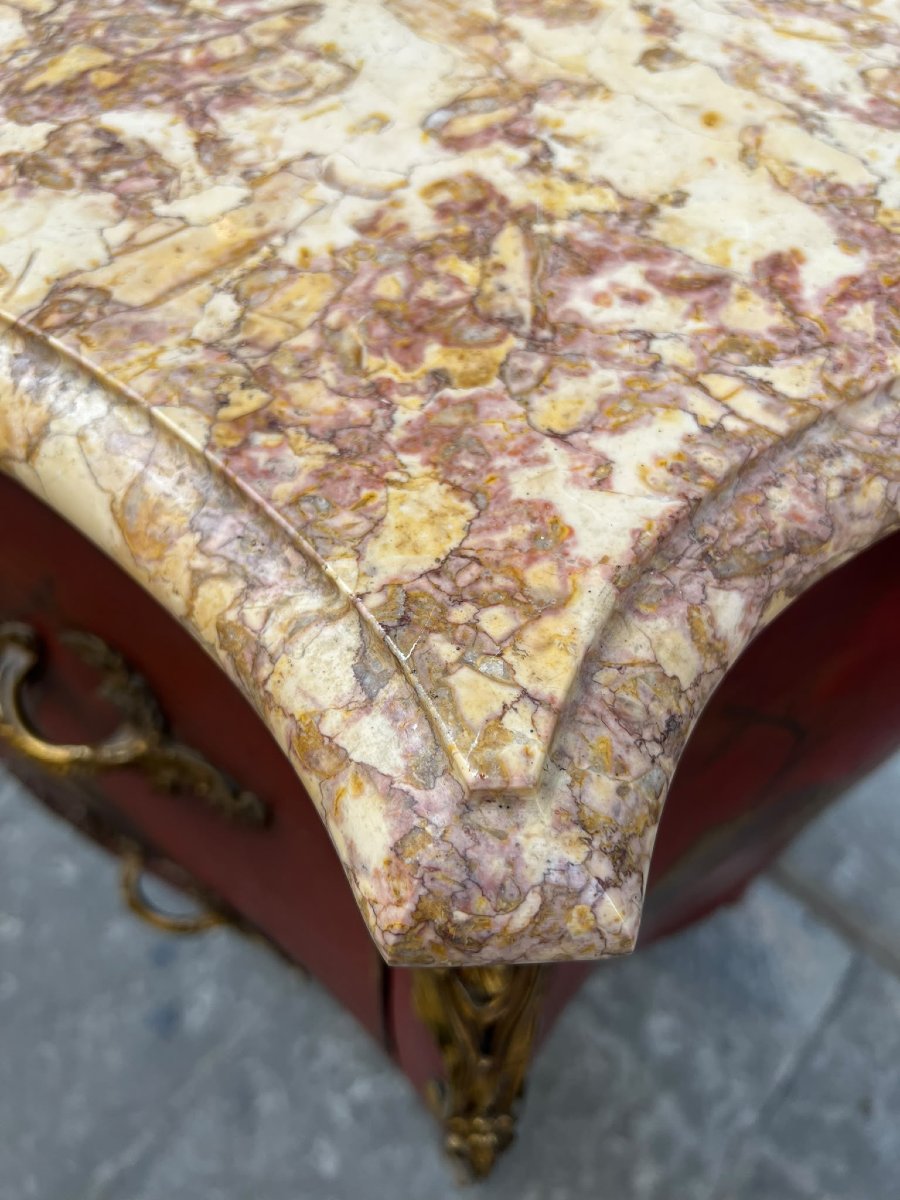 Curved Chest Of Drawers With A Marble Top-photo-2