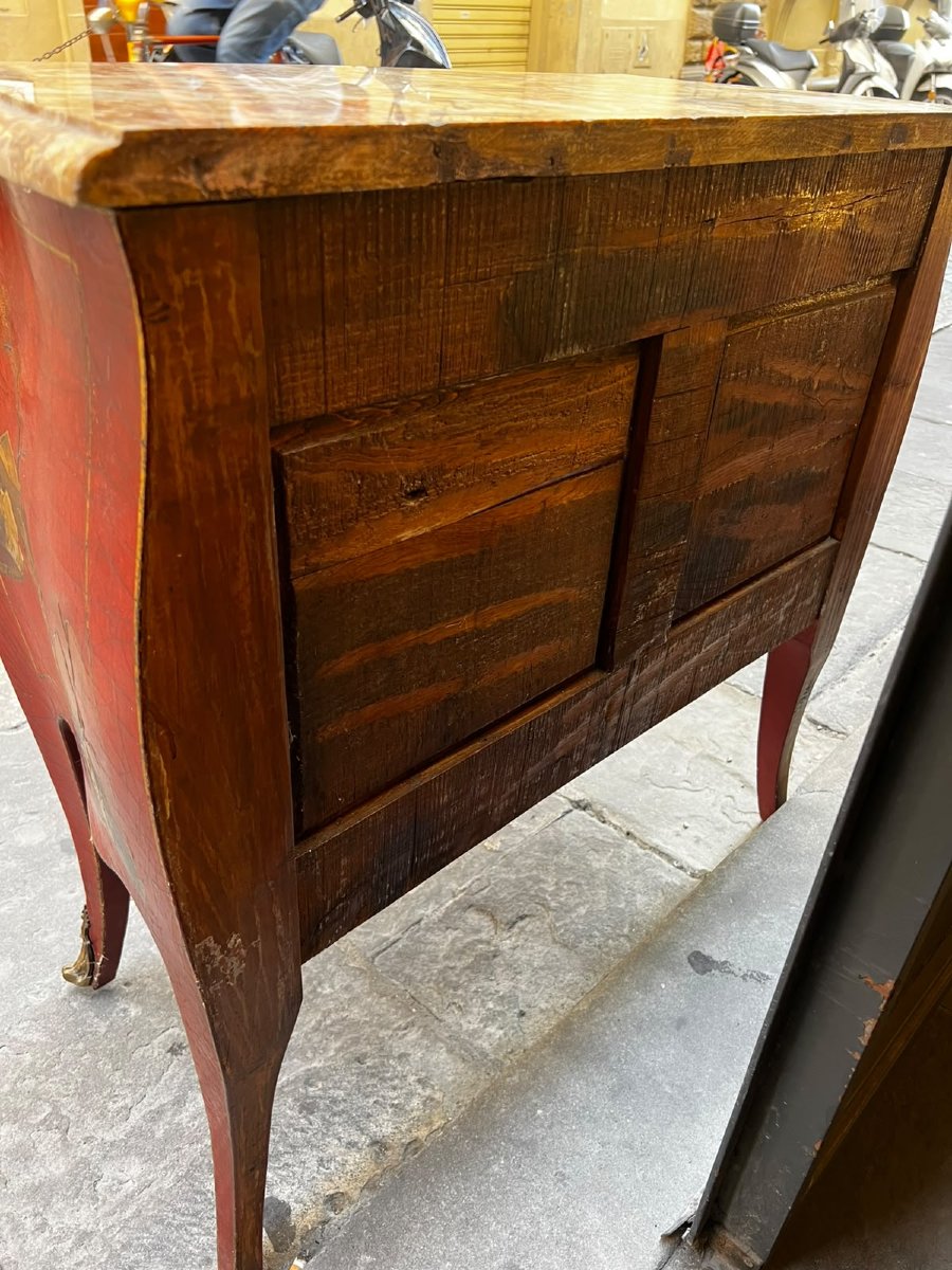 Curved Chest Of Drawers With A Marble Top-photo-8