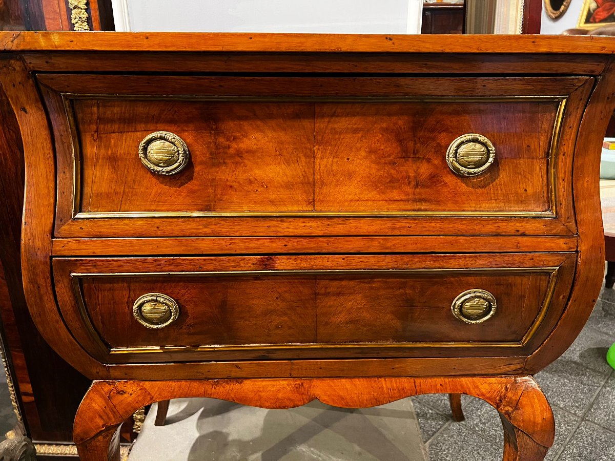 Louis XV-style Dresser-photo-3