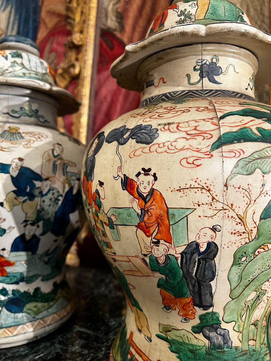 Pair Of Chinese Vases-photo-3